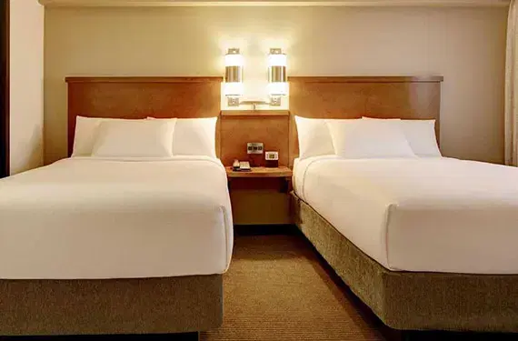 2 Double Beds & Sleeper Sofa