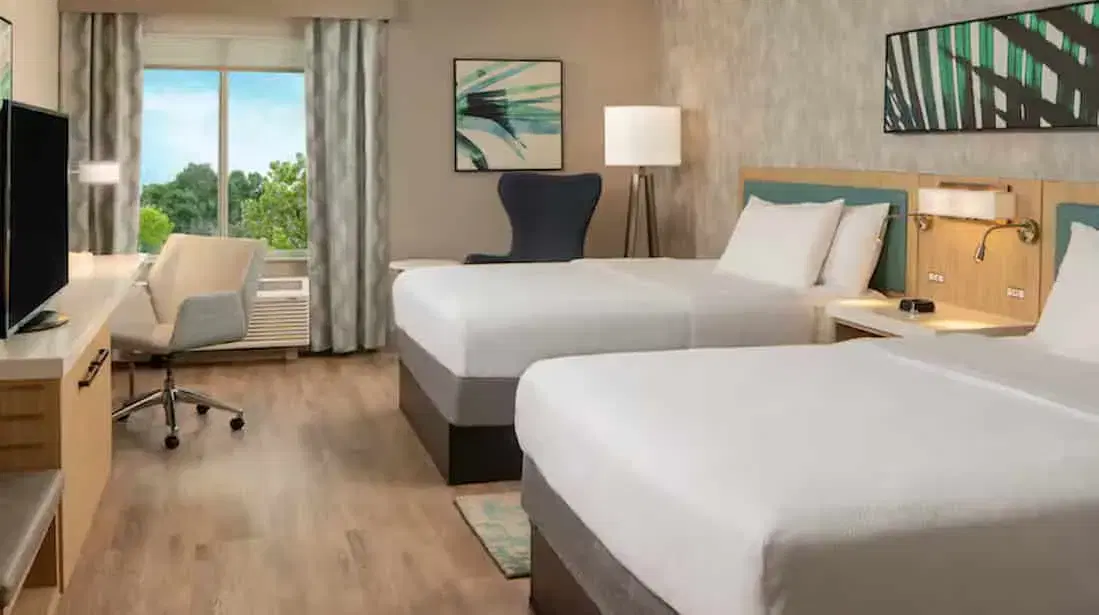 hilton-garden-inn-orlando-airport-queen