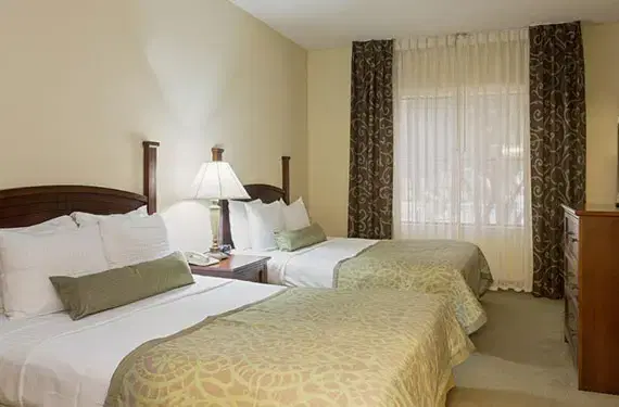 2 Queen Beds with Sleeper Sofa