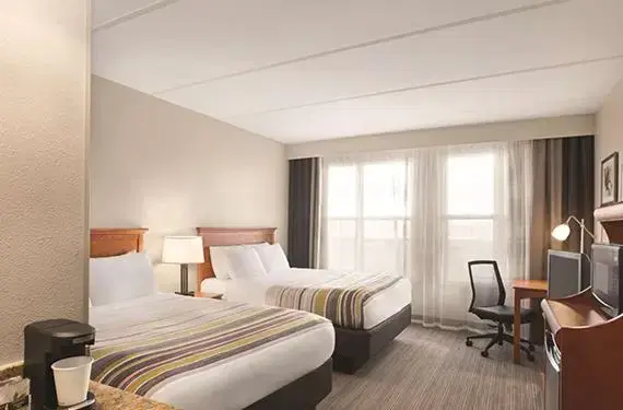 2 Queen Beds