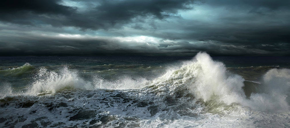 rough-sea-storm