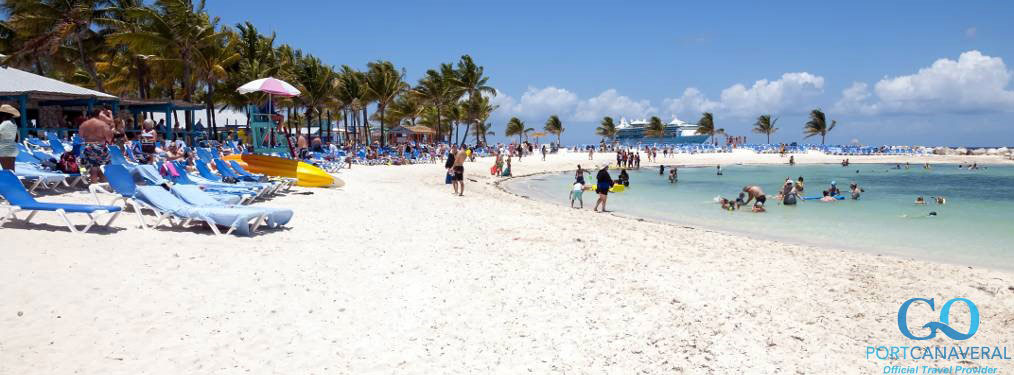 cruisers on the coco cay beaches