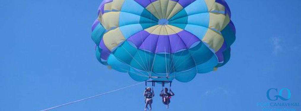 couple on a parasail