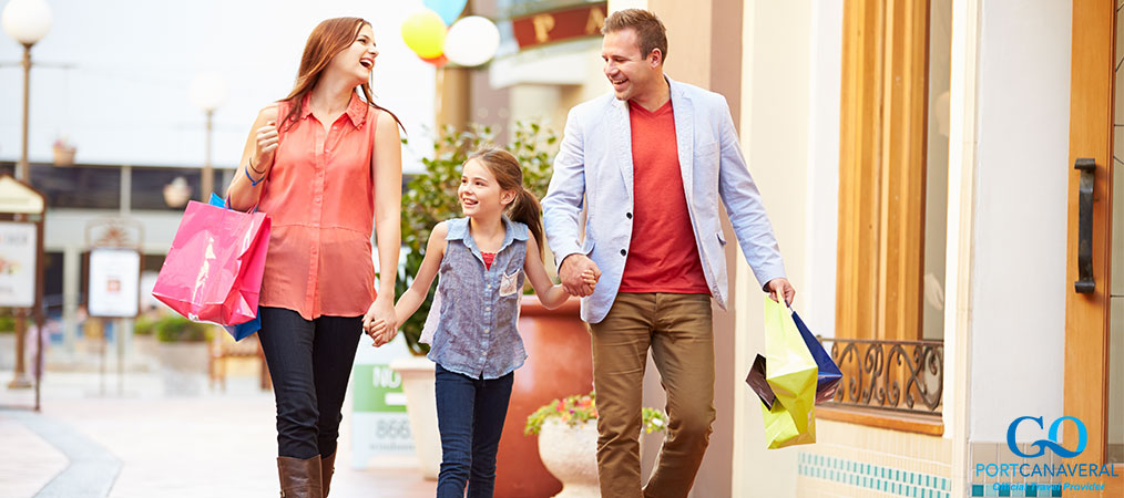 Family shopping at the Florida Mall